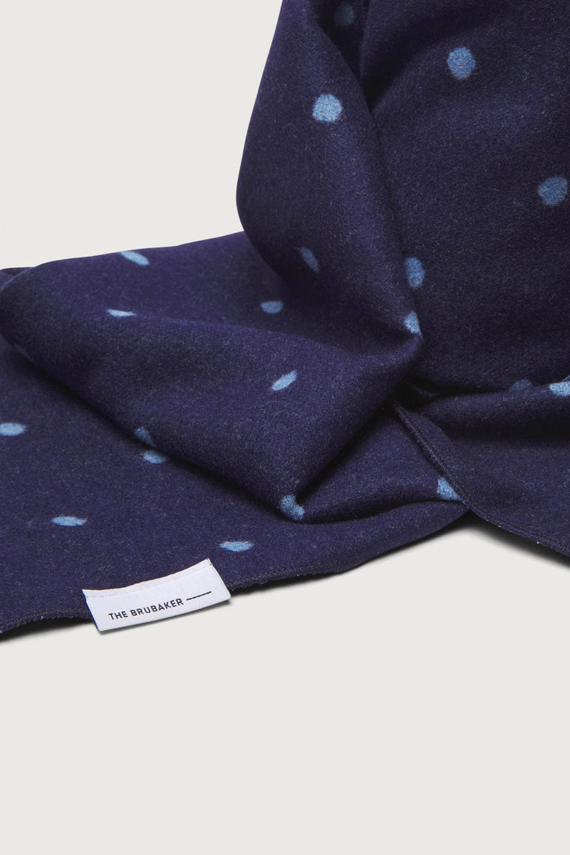 The Scarf Dots Azul-zoom-