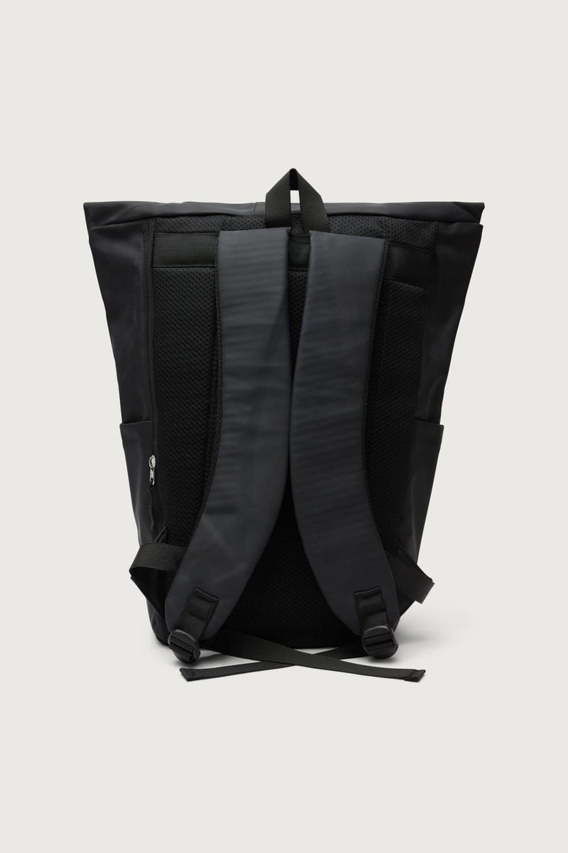 The Waterproof Backpack Negro-zoom-
