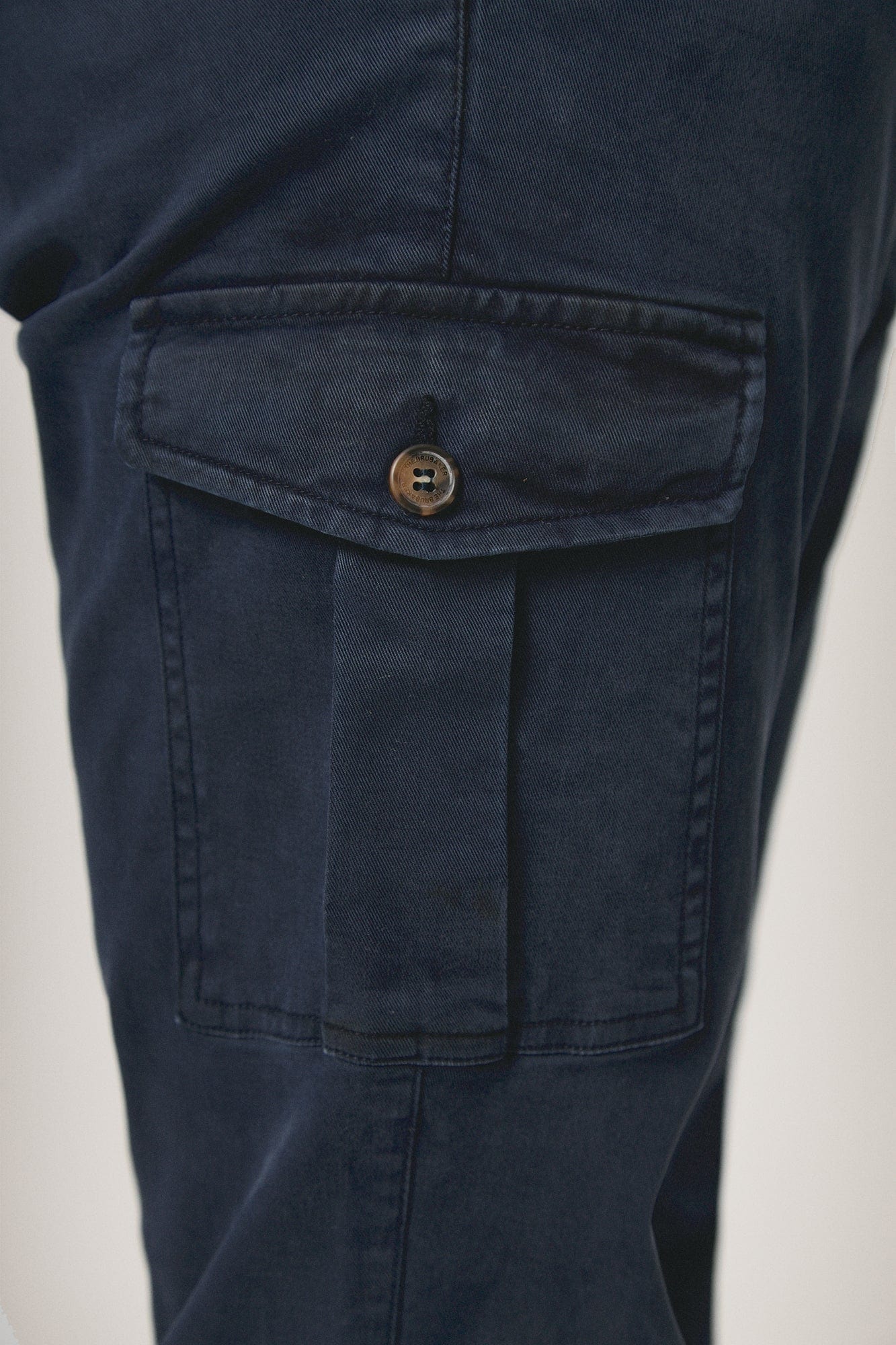 The Chino Cargo Azul Marino-4