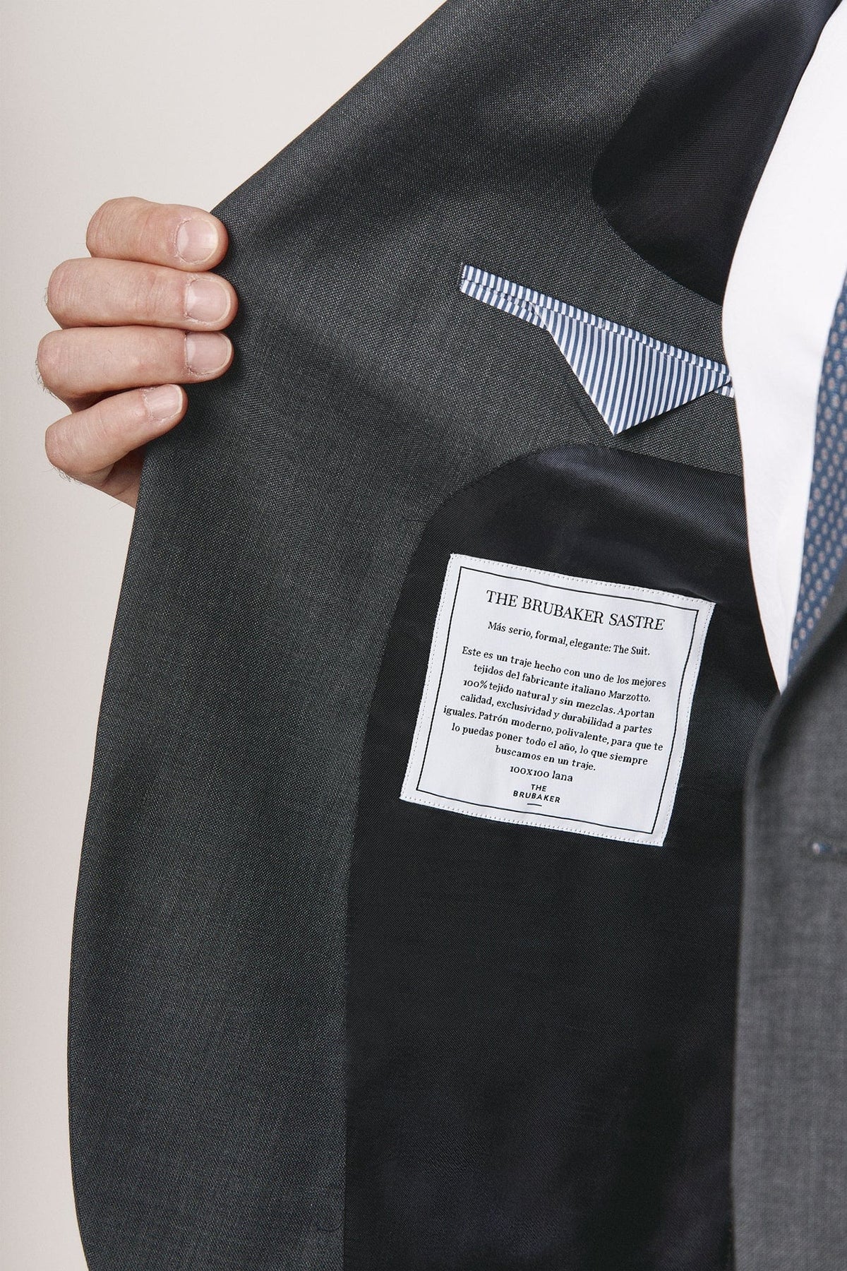 The Formal Blazer Gris-3