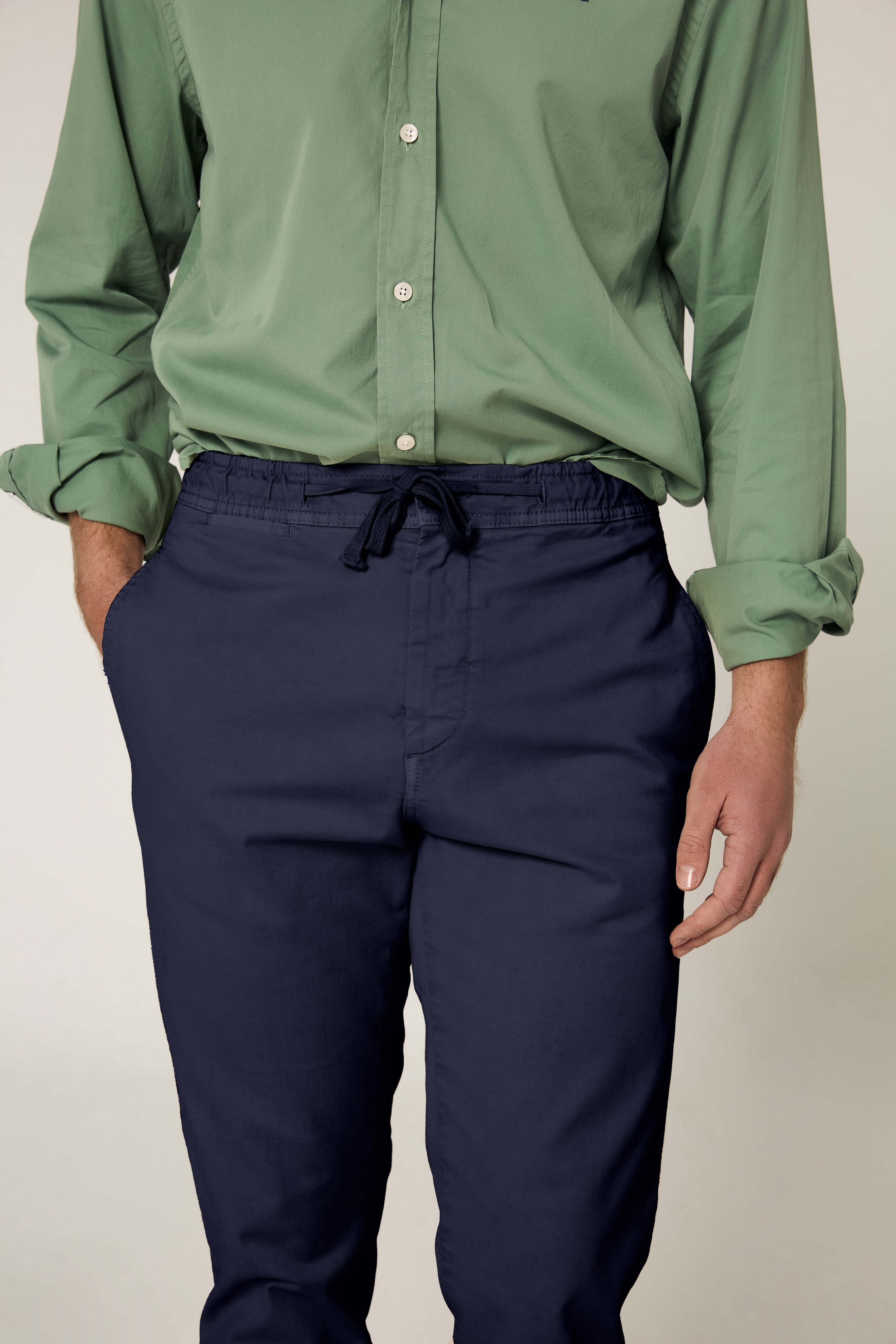 The Chino Jogger Azul Marino-zoom-3