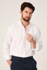 The Oxford Blanco Button Down