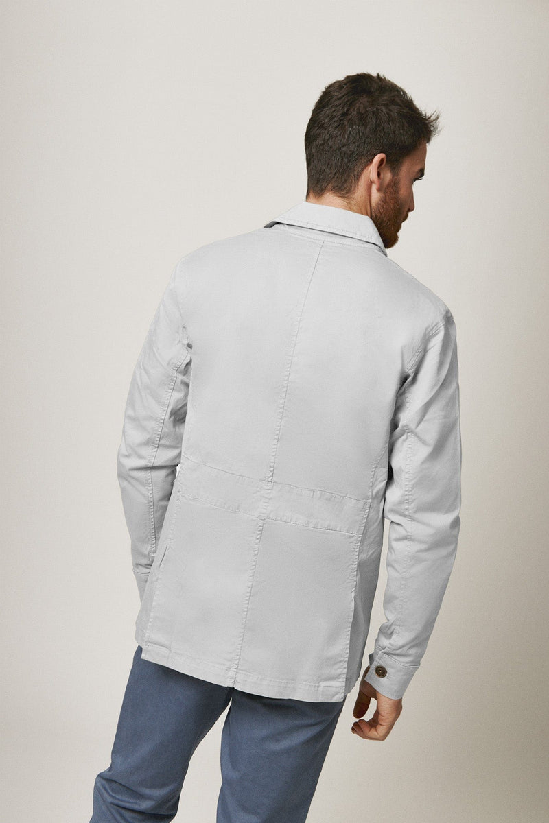 The Worker Gris-zoom-