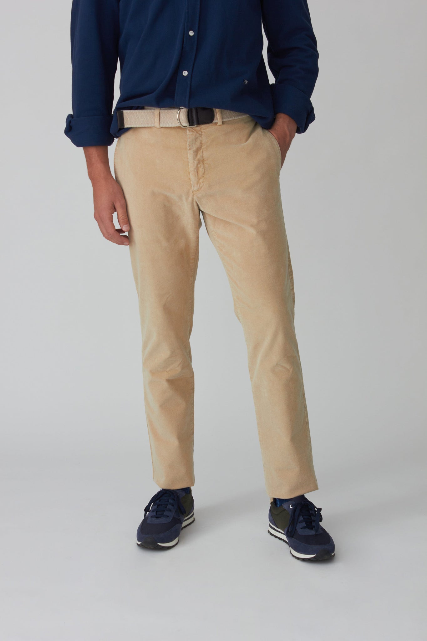 The Chino Micropana Beige Alhamilla