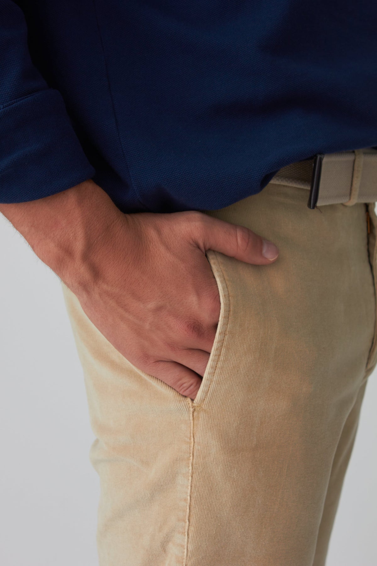 The Chino Micropana Beige Alhamilla-zoom-4