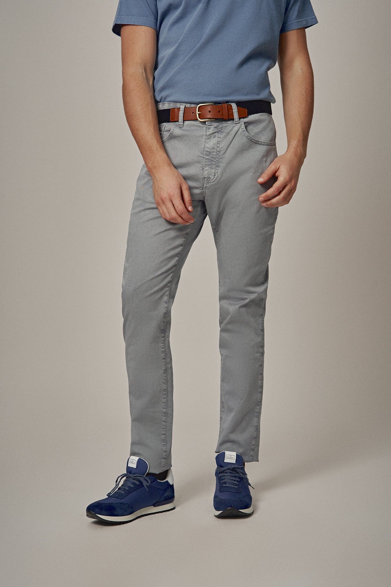The 5 Pocket Gris Huesca